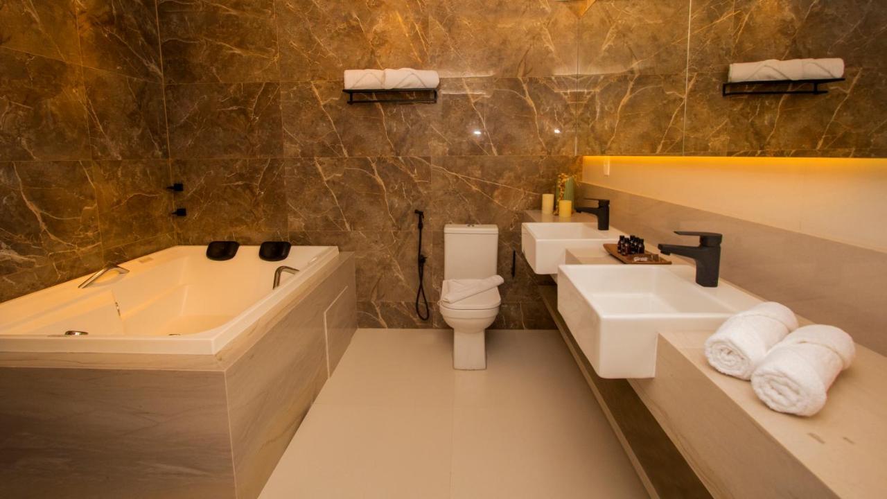 Paraiso Beach Hotel 알퀴라즈 외부 사진